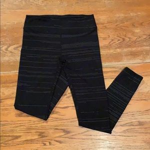 Black striped leggings